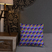 Load image into Gallery viewer, Skull King Pillow