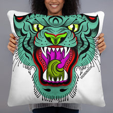 Load image into Gallery viewer, Tigre Verde Pillow