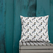 Load image into Gallery viewer, Woodpecker Premium Pillow
